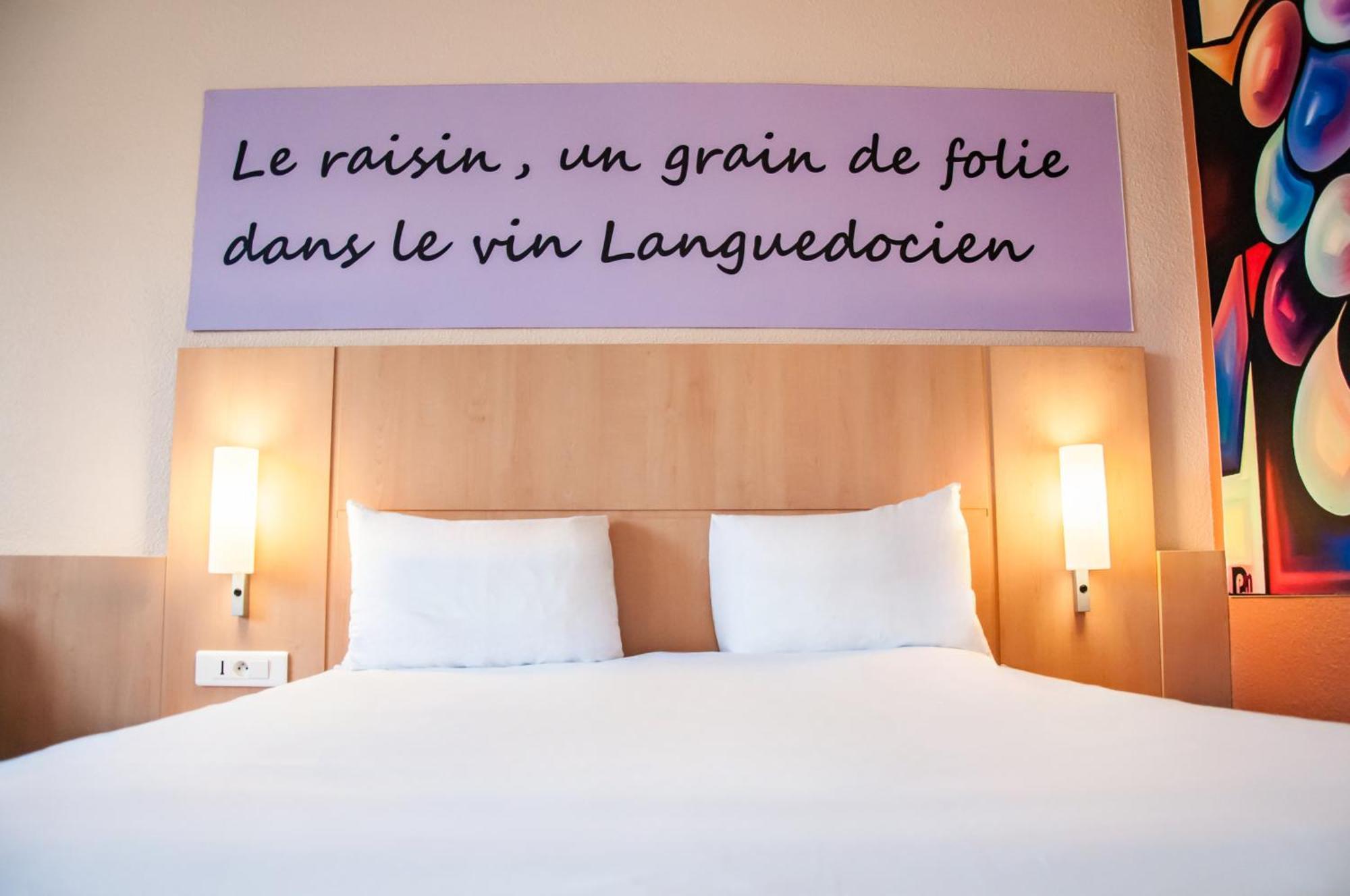 Hotel ibis Montpellier Centre Comedie Esterno foto